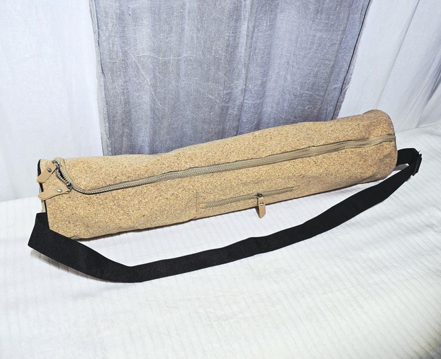Sac de transport pour tapis de yoga en liège naturel grande capacité et poche (sangle réglable)