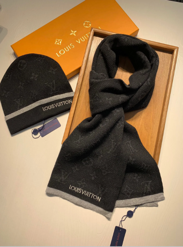 LV Bonnet &amp; Écharpe Noir