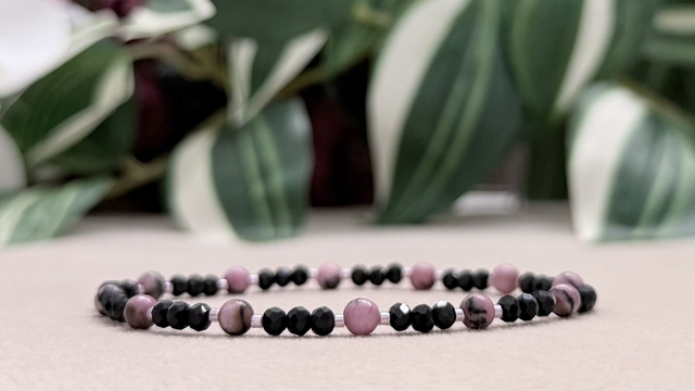 Bracelet | Rhodonite - Sobre