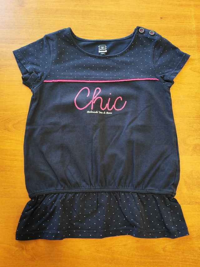 Haut bleu foncé en 6 ans