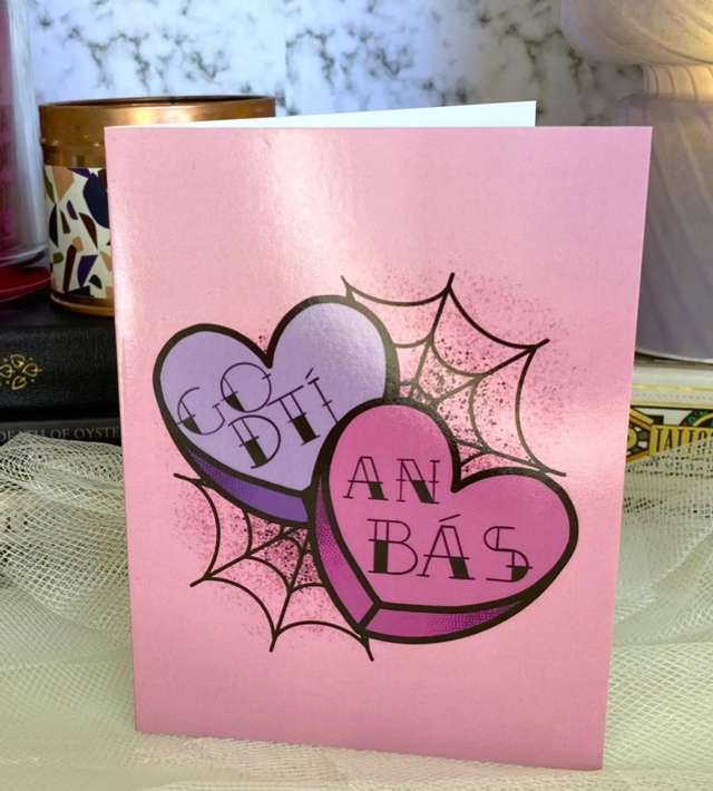 Go dtí an bás Card