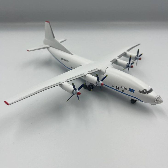 Antonov An-12 ATMA UN-11018