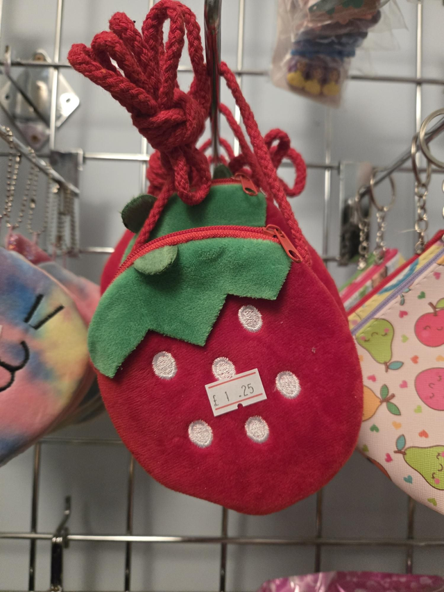 Strawberry Purse