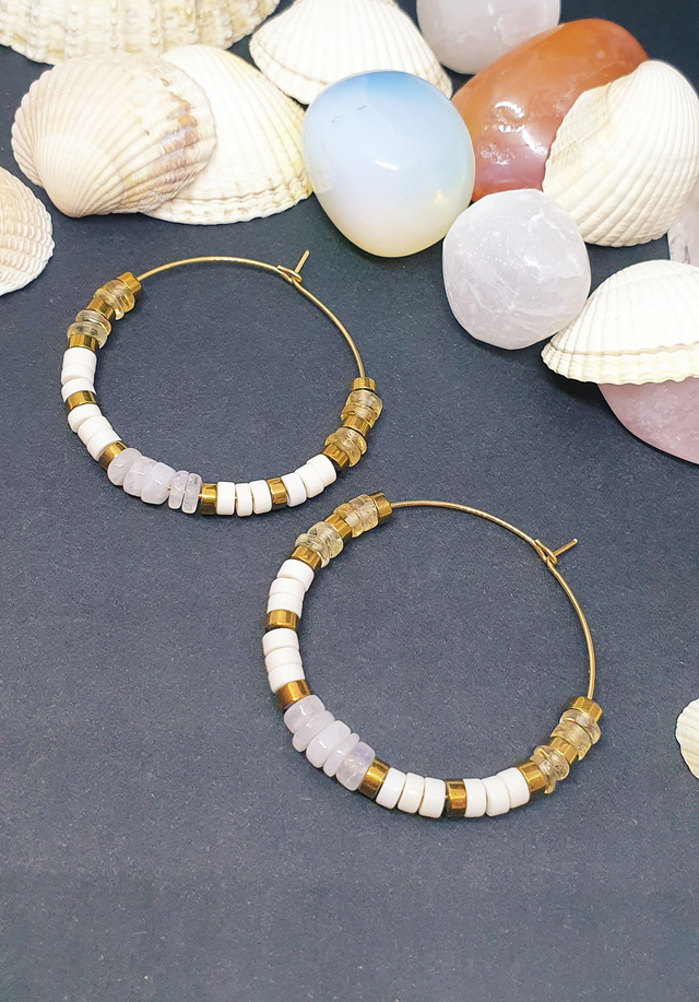 Grandes créoles avec perles en péristérite, citrine, hématite et heishi 