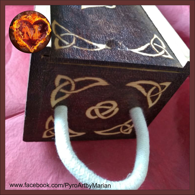 Zoomorphic Wine Box π