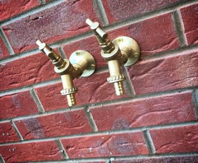 External Tap(s)