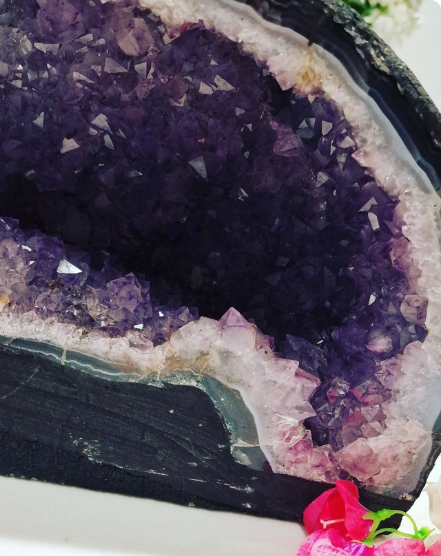 Amethyst Geode (Oval)