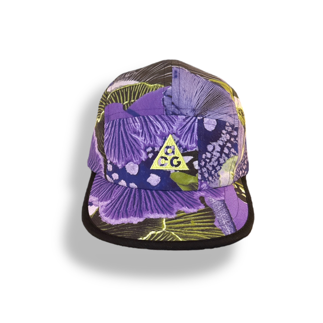 2/ Purple NIKE ACG 🟣