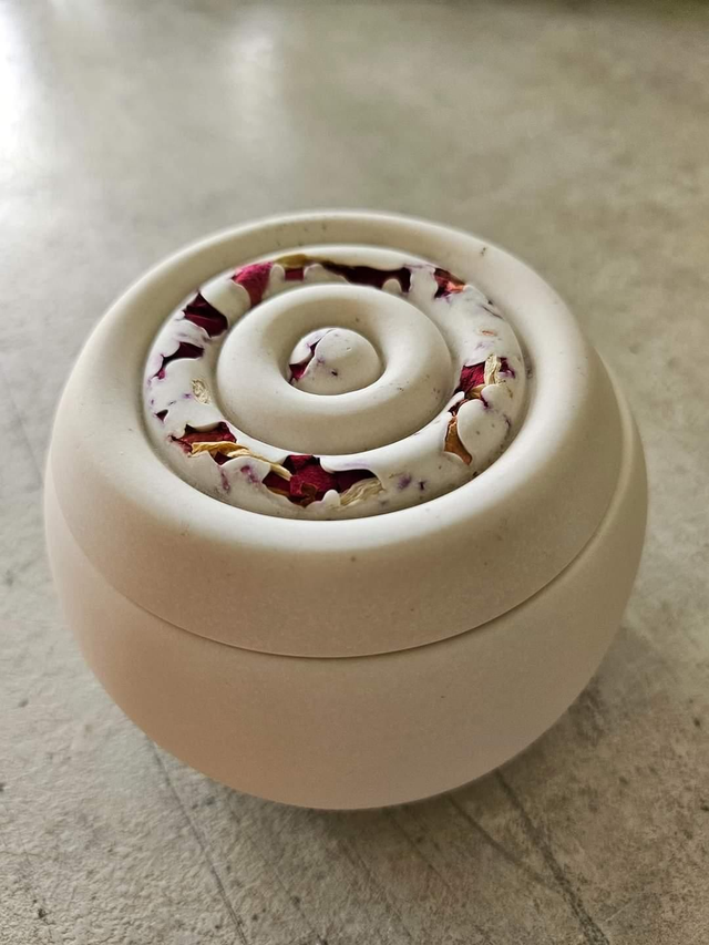 Pot "Zen" bas avec couvercle