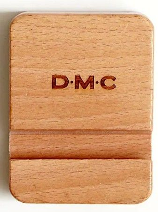 DMC: Houten standaard
