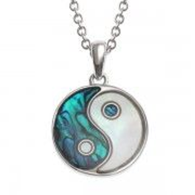 Abalone Blue (Paua shell &amp; Mother of Pearl shell) Yin Yang pendant - 21mm