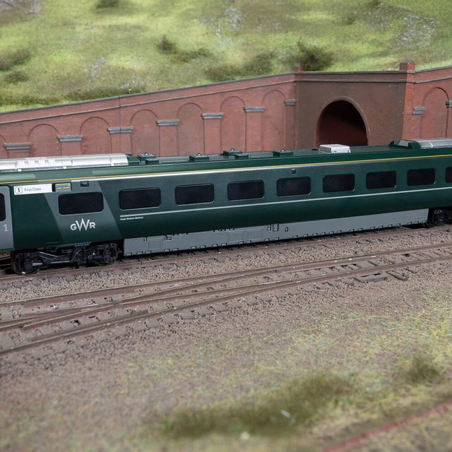 R40484 RailRoad: GWR - Class 800 - 814001 - MC Coach