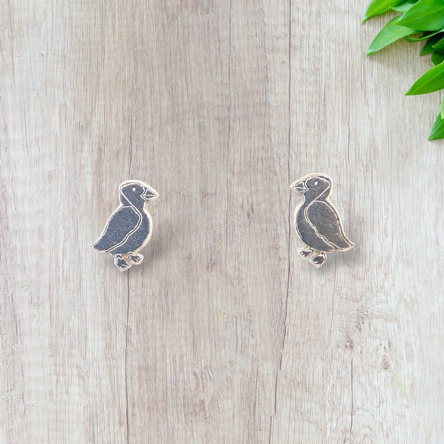 Silver Puffin stud earrings 