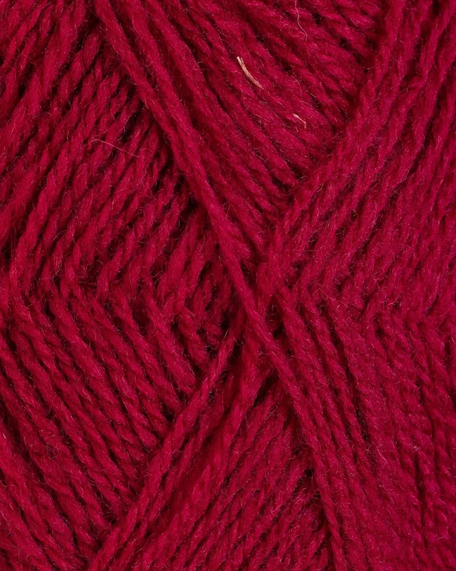 Rauma Finull - 0499 - Dark Raspberry Red