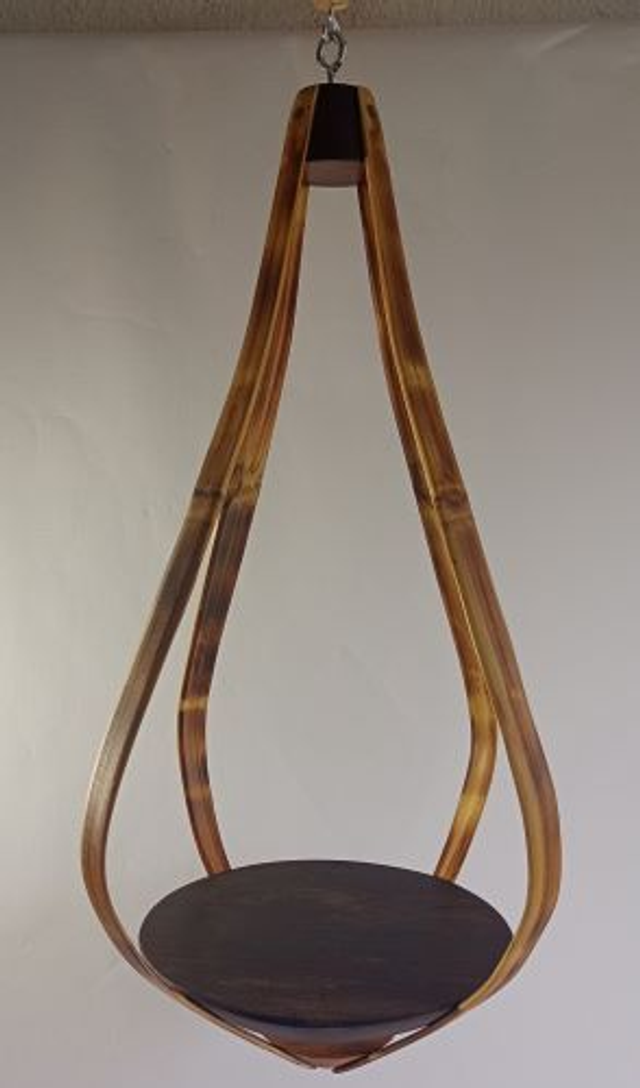 Suspension Bois 3 essences - H68cm x L38cm - plateau chêne / arceaux bambou / pièces assemblage châtaigner et bois exotique - S014