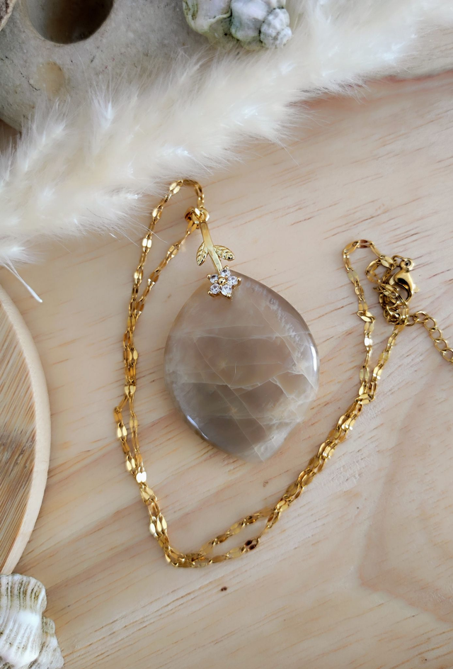 Pendentif Pierre de Lune AA