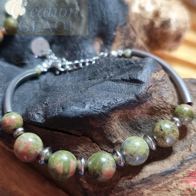 Jumelle Elegante Unakite