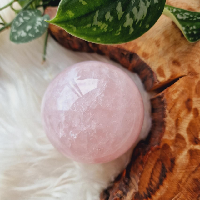 Rose Quartz Large Sphere 606g