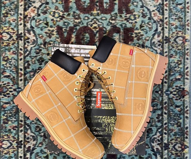 Timberland X Supreme size 46 NEW