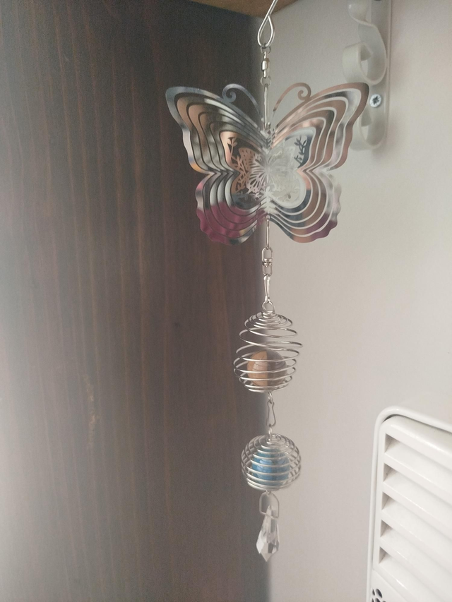 🦋 Mobile éolien Papillon &amp; pierres naturelles
