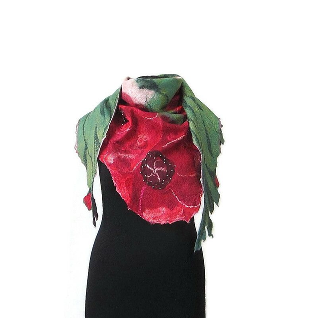 Scialle arte donna papaveri perline fiori feltro lana merino seta viscosa infeltrimento Scialle fatto a mano caldo rosso verde Regalo unico