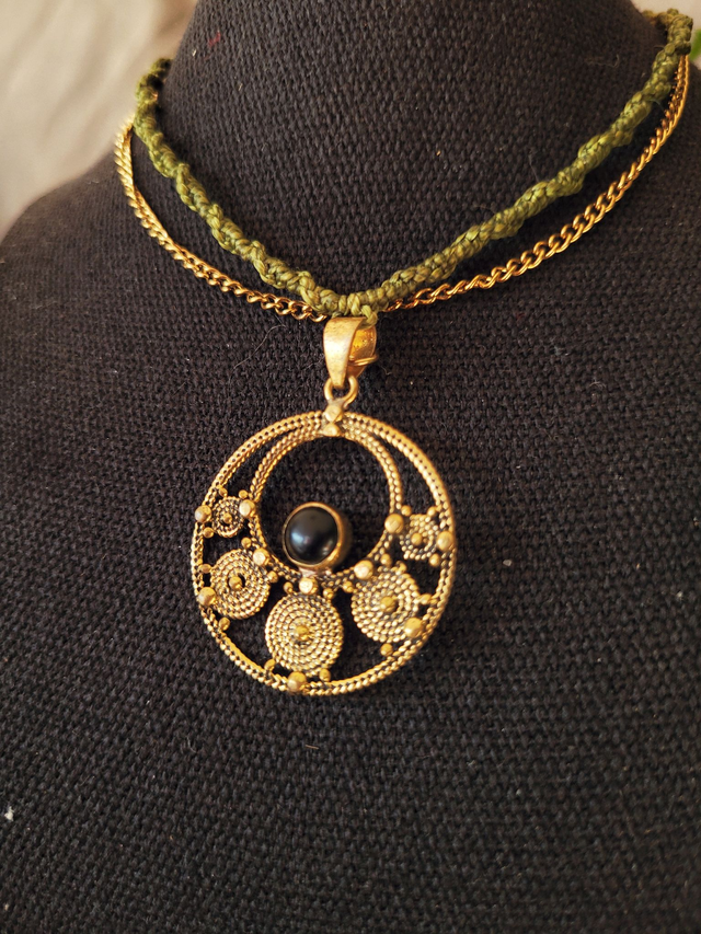 Deux rangs obsidienne