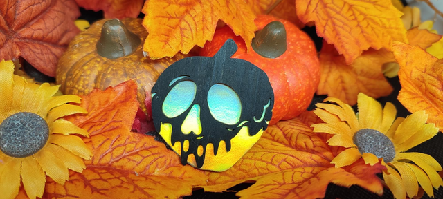 Broche -Pomme empoisonnée