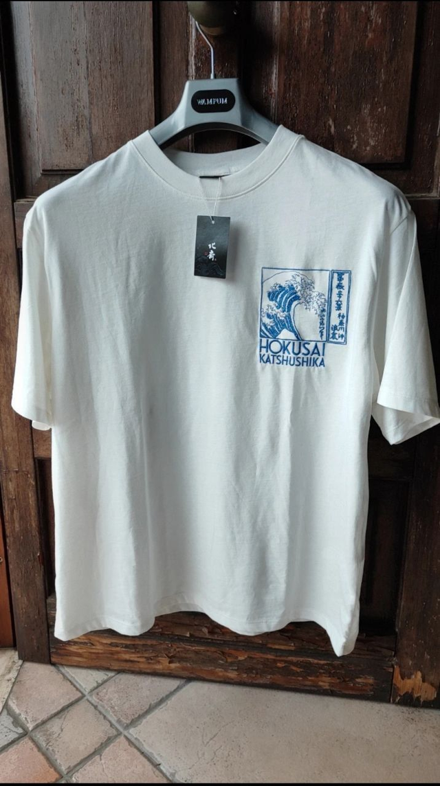 T-shirt La grande onda di Kanagawa di Katsushika Hokusai