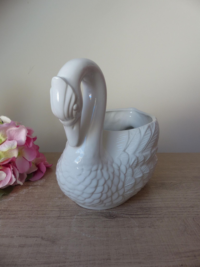 Grand Cache‑Pot Cygne en Céramique Blanche – Vide Poche Oiseau Style Épuré et Romantique