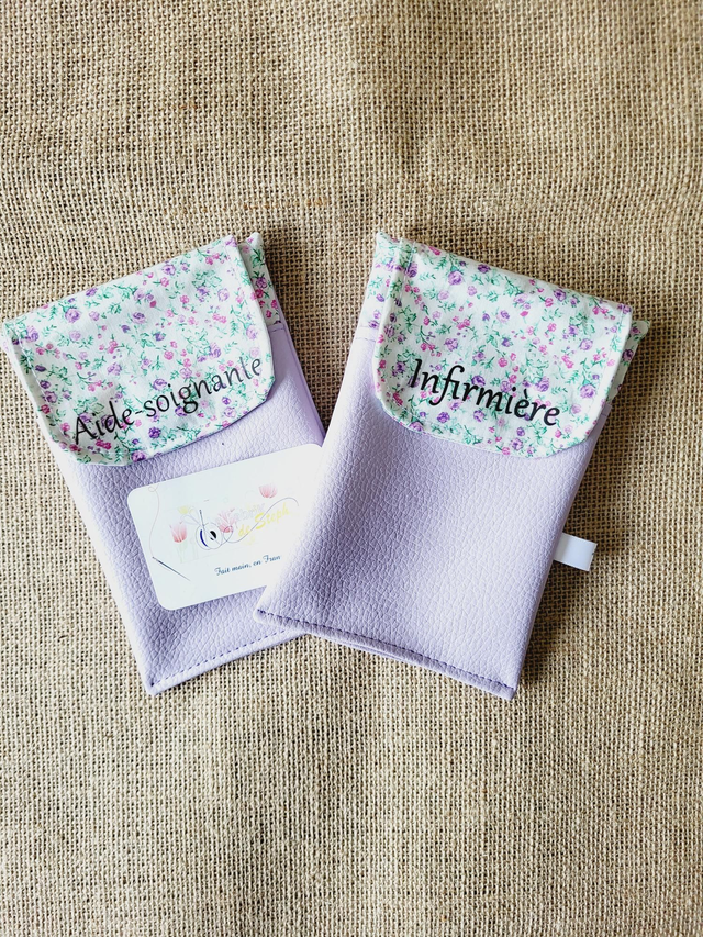 Pochette aimantée aide-soignante 