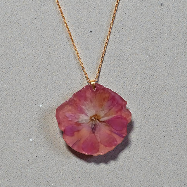 Colgante flor de geranio rojizo 013