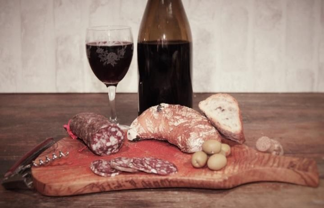 Vigneron (Vin, Oignons)