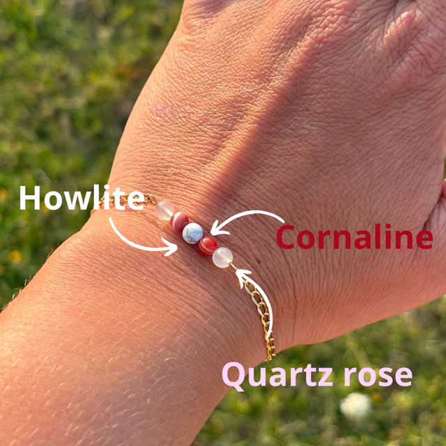 Bracelet en acier inoxydable doré – Cornaline, Howlite & Quartz rose
