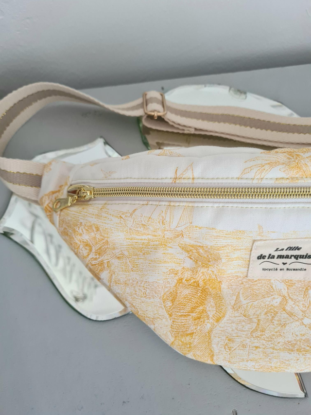 Banane en tissus upcyclés toile de Jouy