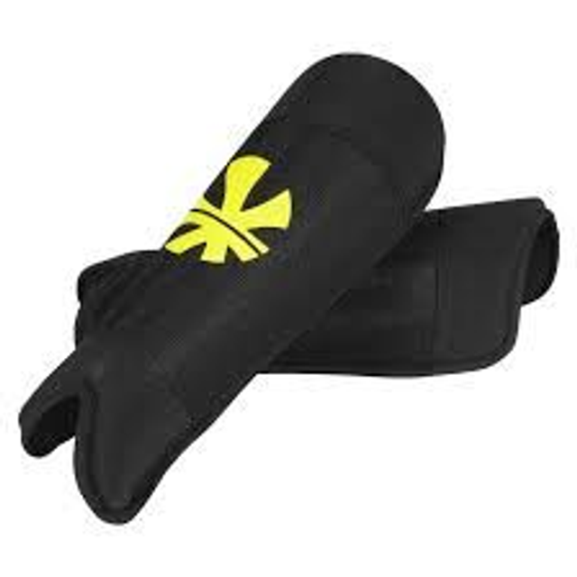 Reece Protège-tibias WINSTON