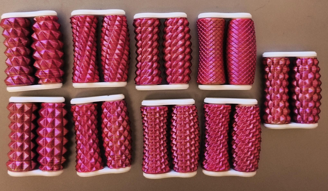 Hand Roller Fidget - Pink/Gold - Small