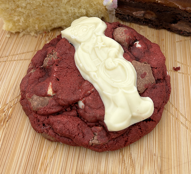 Red Velvet Milky Magic Cookie