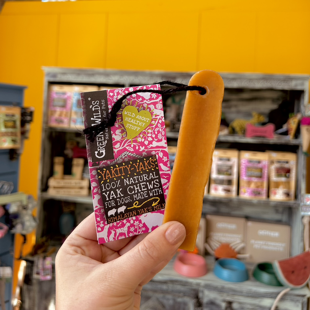 Green &amp; Wild&#039;s Yakity Yak Chew - Medium 50g-85g