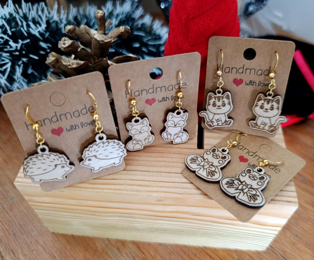 Boucles d'oreilles bois animaux, food, espace