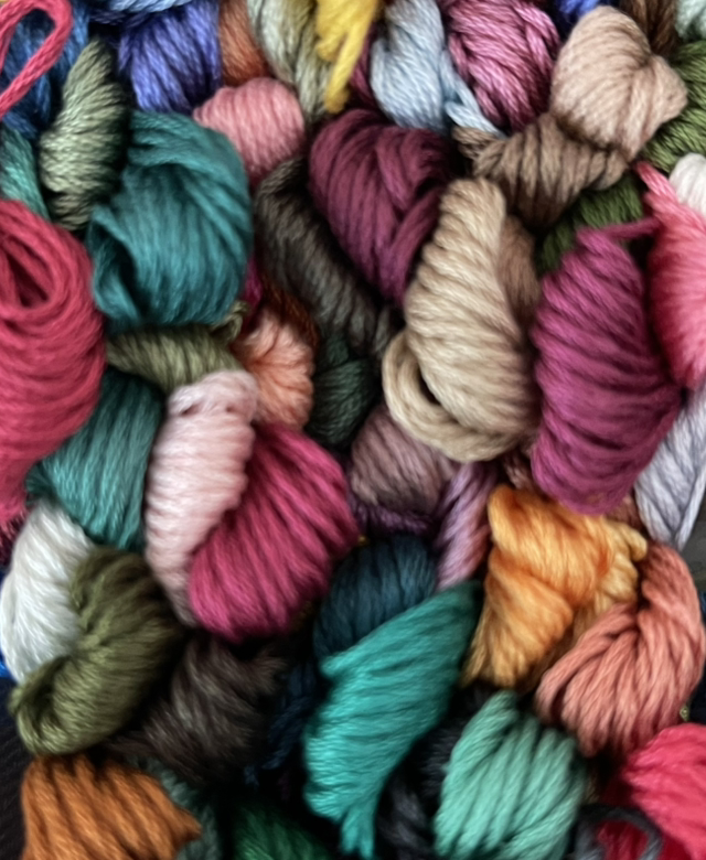 AMO Full Set of 500 Embroidery Threads Egyptian Cotton (150-3866, Blanc, Ecru, B5200