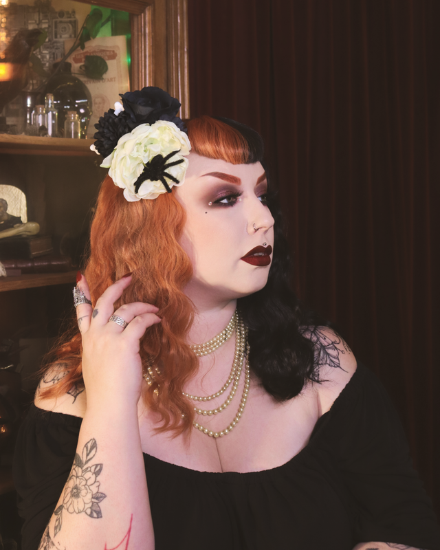 Hairflowers • XL • Spider & bones