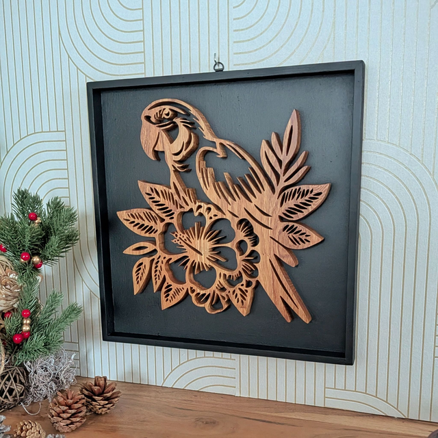 Tableau perroquet en chêne