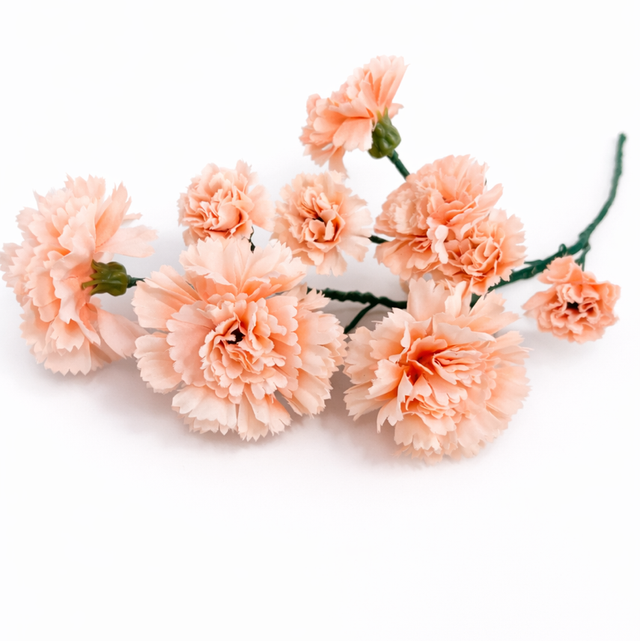 Tocado artesanal claveles y clavellinas salmón 