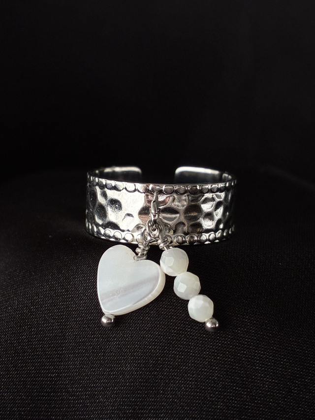 Bague réglable martelée Coeur Nacré Argenté 