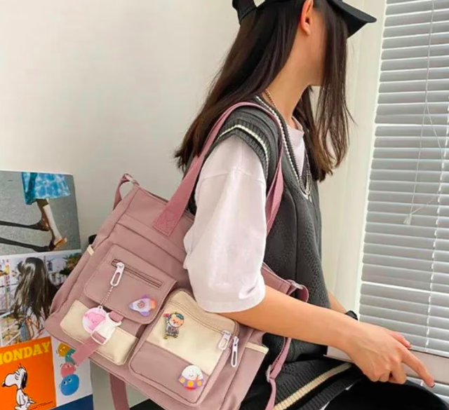 Nylon waterdichte schoudertas voor dames vintage roze