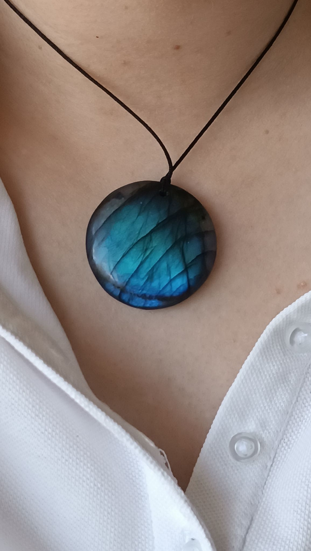 Colar de pedra Labradorite