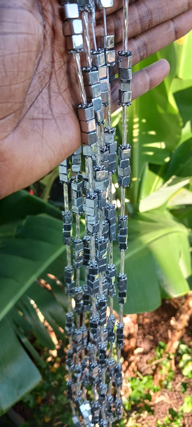 Baya, Perles de reins, fait main