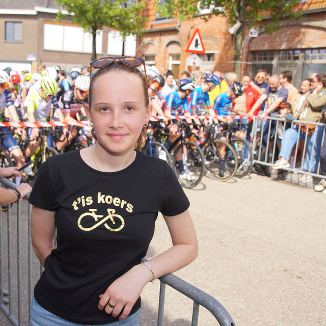 T-shirt T&#039;is koers