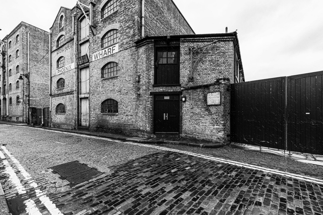 Phoenix Wharf Wapping 1/6