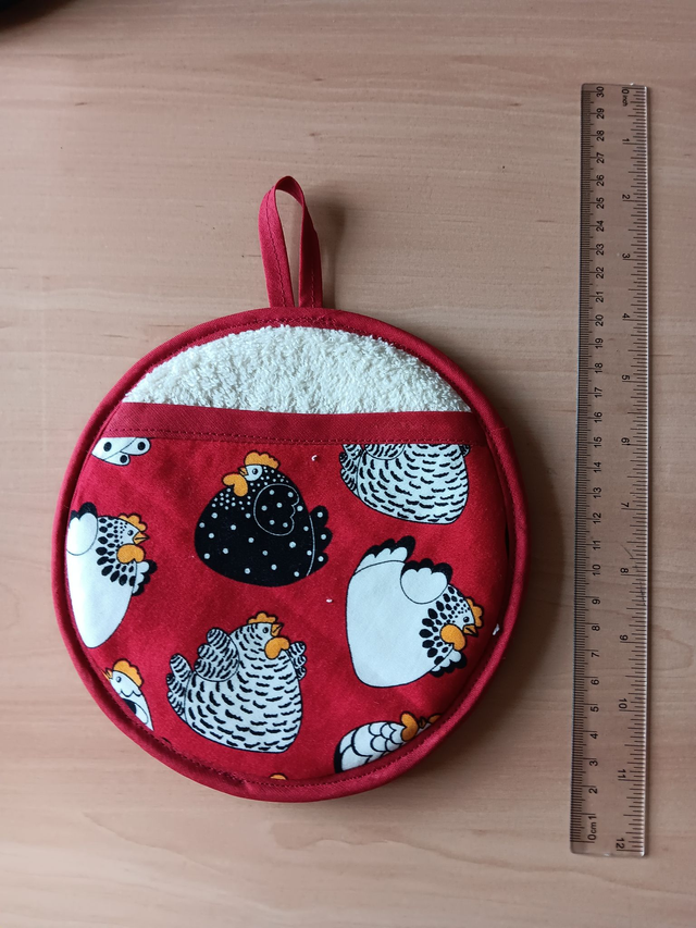 Round Hot Pot Grab Mat in Chooks Fabric heat resistant wadding filling and hanging loop